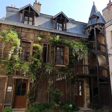 Le Petit Creancey-calme-relax-lovely- Downtown Lägenhet *